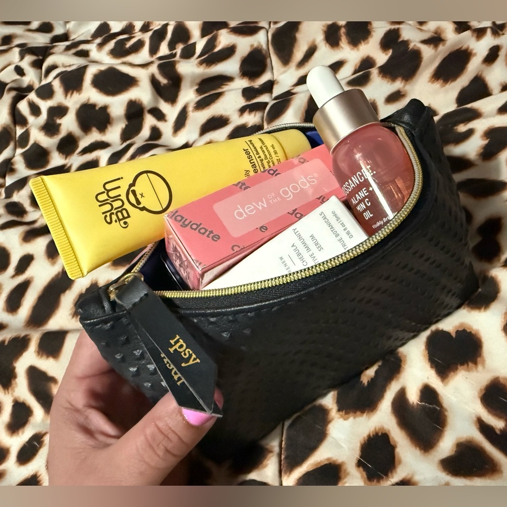 💕Makeup Bundle💕 - Picture 2 of 12